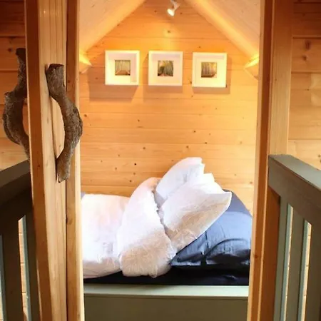 Сasa de vacaciones Cosy & Natural *fireplace*garden*2 Bikes Heinenoord